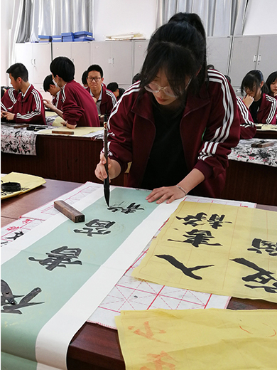 书法基础班，小学初中是孩子学书法的最佳时机！